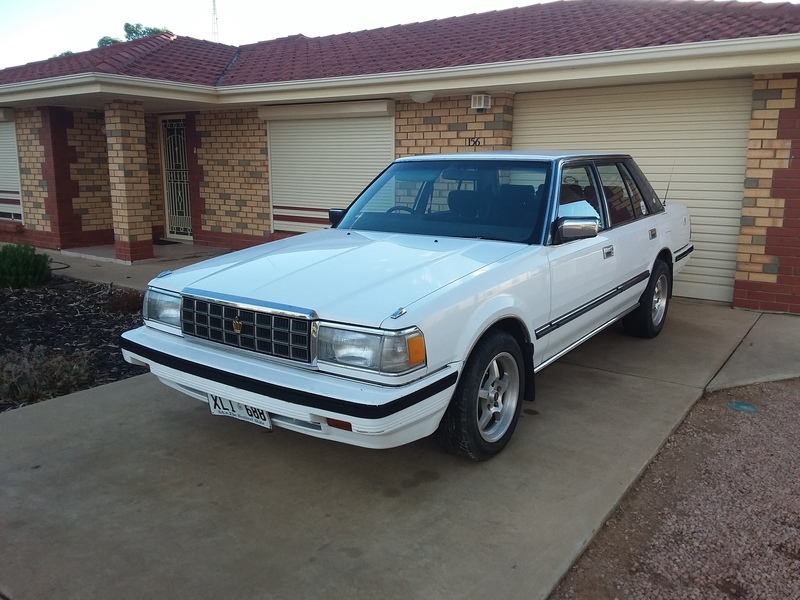 1985 TOYOTA CROWN ROYAL
