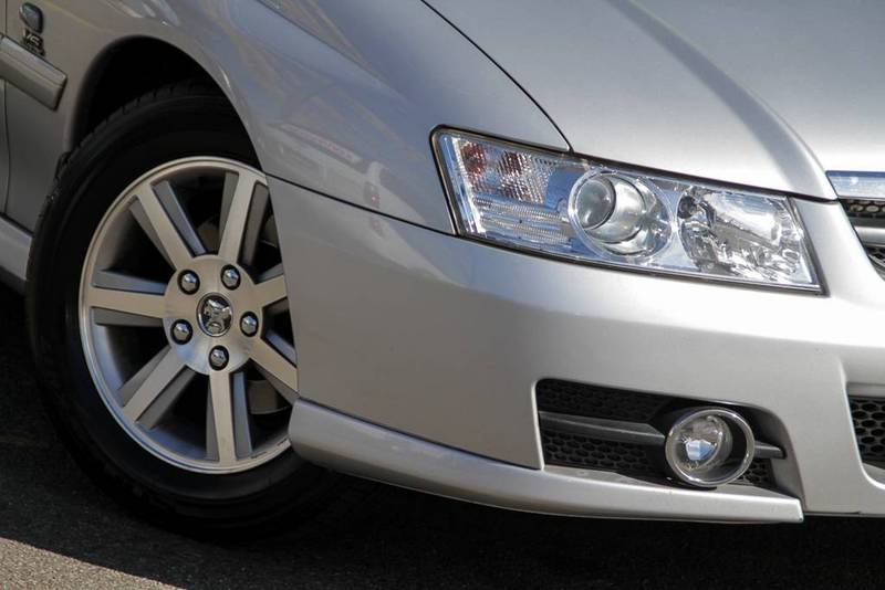 2005 HOLDEN BERLINA VZ