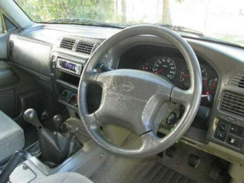 1998 NISSAN PATROL ST GU