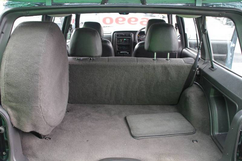 1999 JEEP CHEROKEE SPORT (4x4) XJ