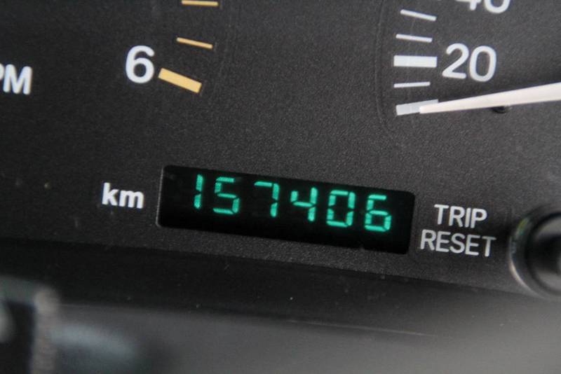 1999 JEEP CHEROKEE SPORT (4x4) XJ