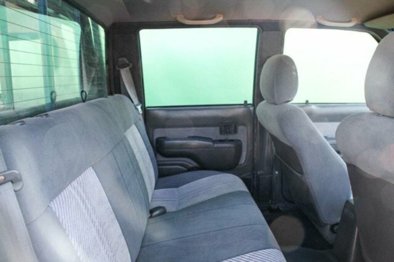 1996 MAZDA B2600 BRAVO (4x4)
