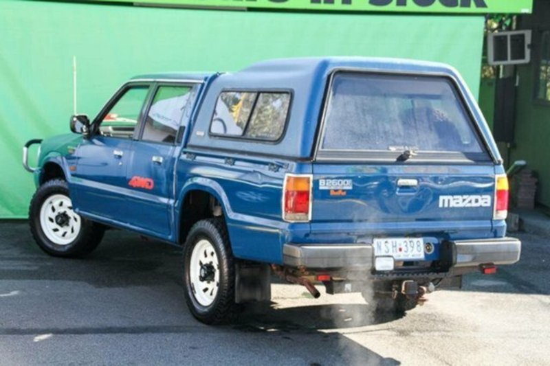 1996 MAZDA B2600 BRAVO (4x4)