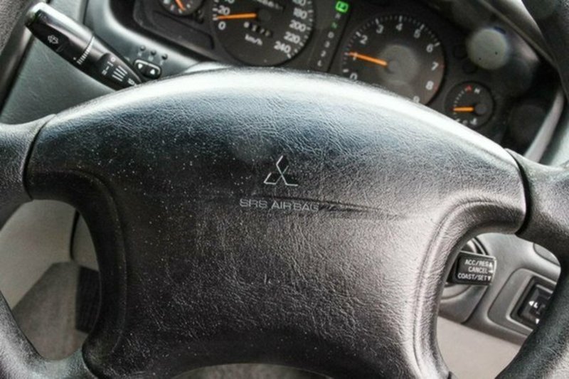 1997 MITSUBISHI VERADA Ei KF