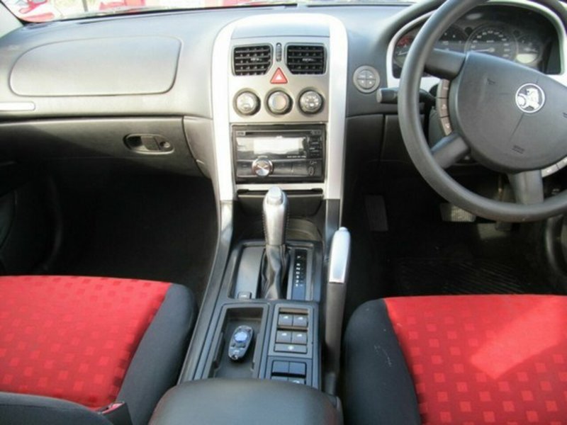 2003 HOLDEN COMMODORE EXECUTIVE VY