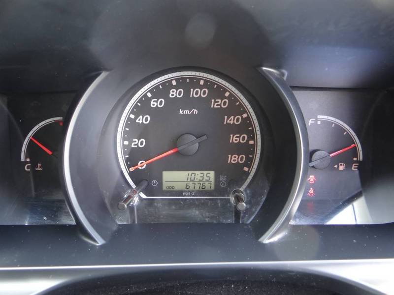 2013 TOYOTA HIACE COMMUTER TRH223R MY12 UPGRADE