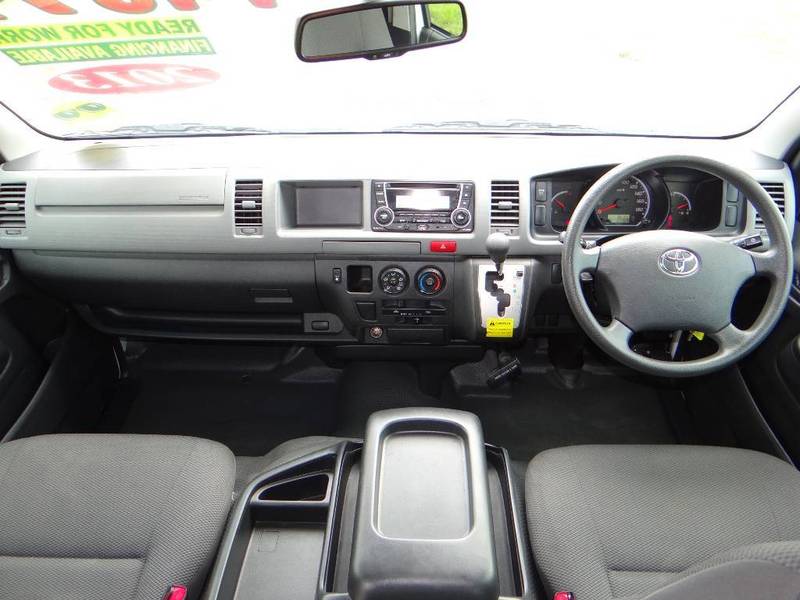 2013 TOYOTA HIACE COMMUTER TRH223R MY12 UPGRADE
