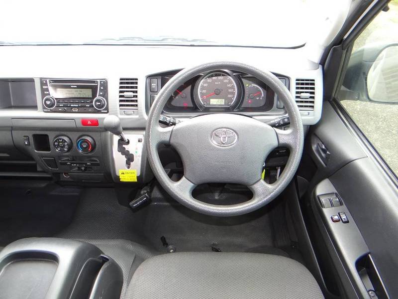 2013 TOYOTA HIACE COMMUTER TRH223R MY12 UPGRADE