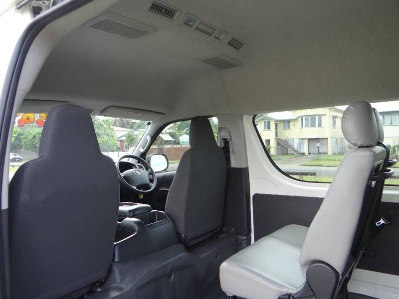 2013 TOYOTA HIACE COMMUTER TRH223R MY12 UPGRADE