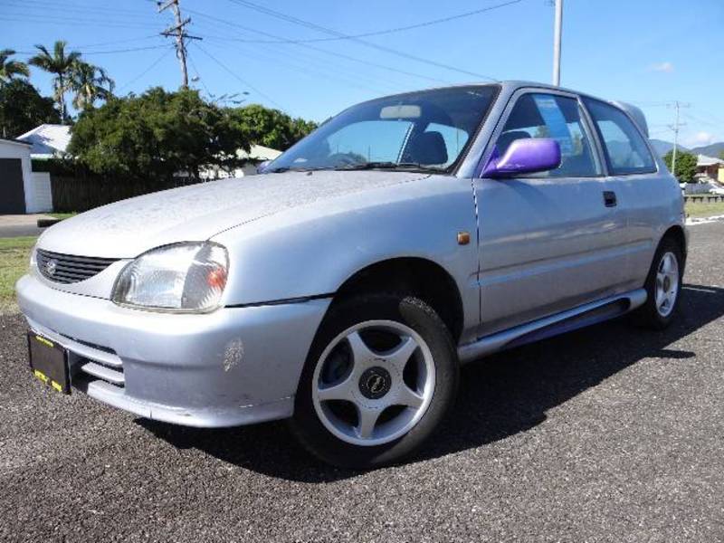 1996 DAIHATSU CHARADE TS