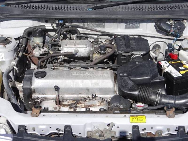 1996 DAIHATSU CHARADE TS