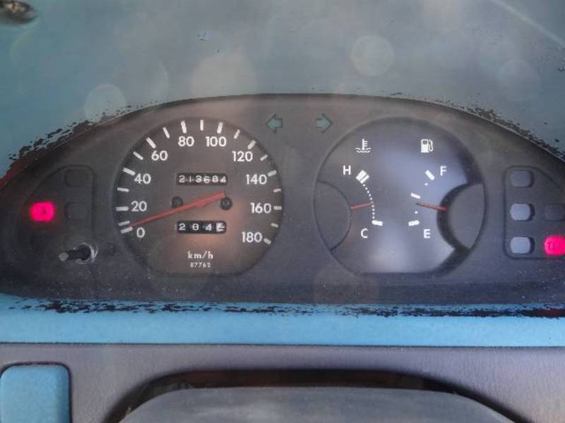 1996 DAIHATSU CHARADE TS
