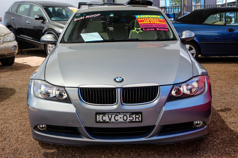2005 BMW 320i Executive E90