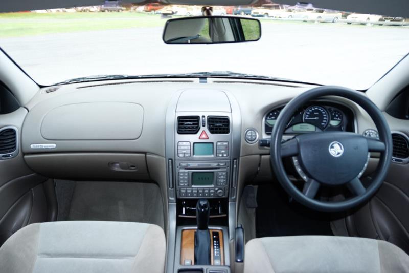 2003 HOLDEN BERLINA VY