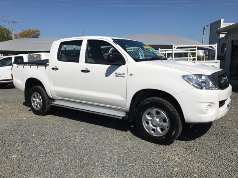 2011 TOYOTA HILUX SR (4x4) KUN26R MY11 UPGRADE