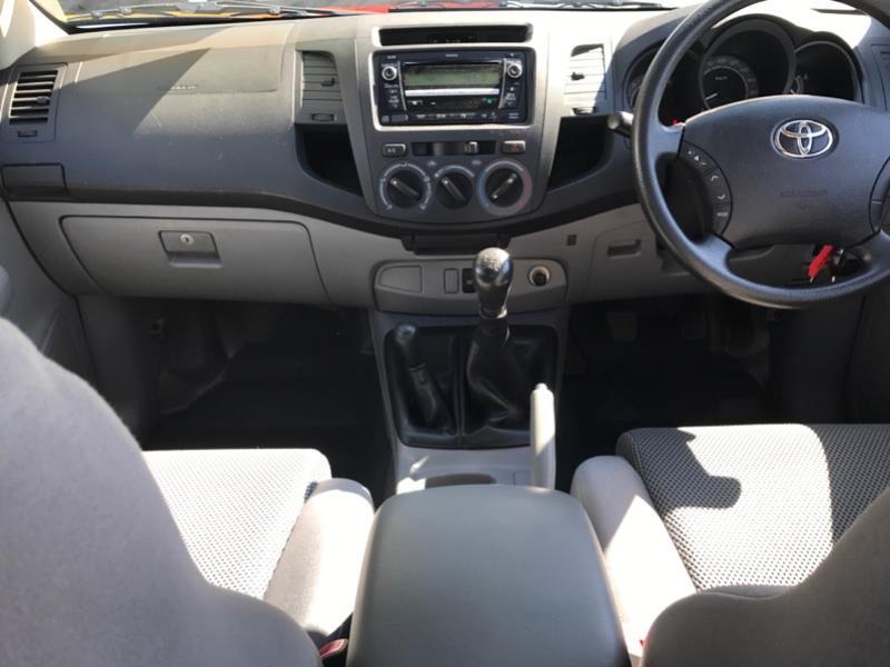 2011 TOYOTA HILUX SR (4x4) KUN26R MY11 UPGRADE