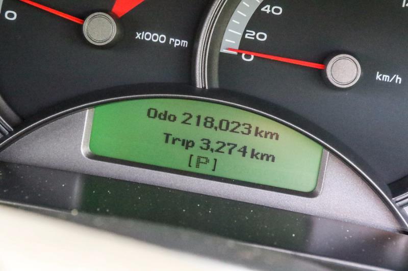 2004 HOLDEN CREWMAN S VZ