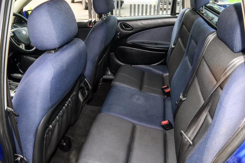 2004 HOLDEN CREWMAN S VZ