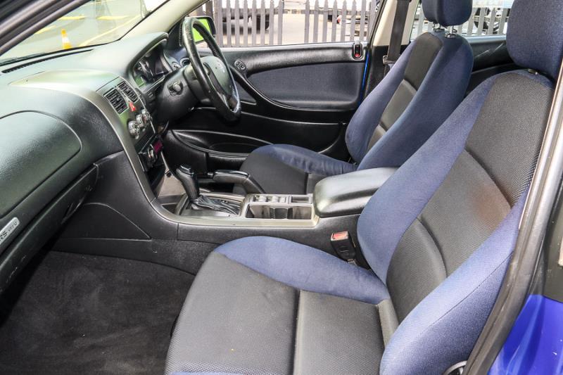 2004 HOLDEN CREWMAN S VZ