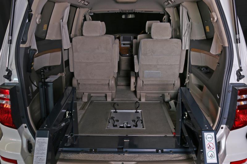 2006 TOYOTA ALPHARD