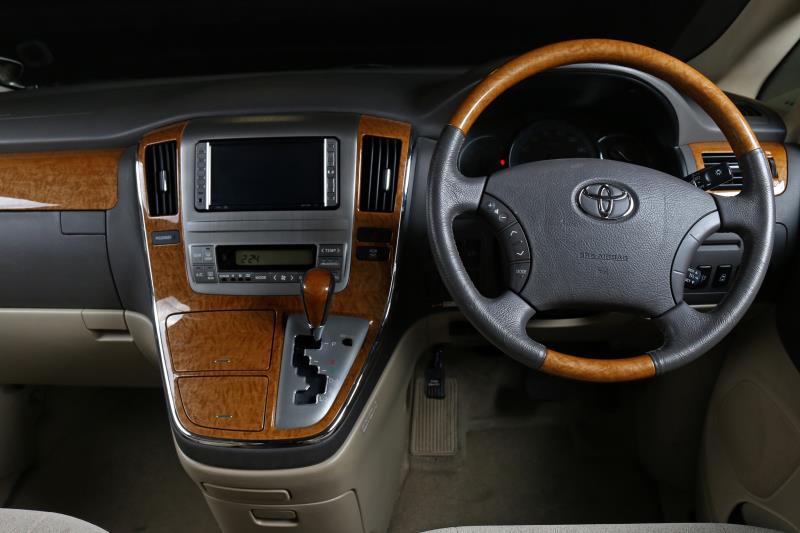 2006 TOYOTA ALPHARD