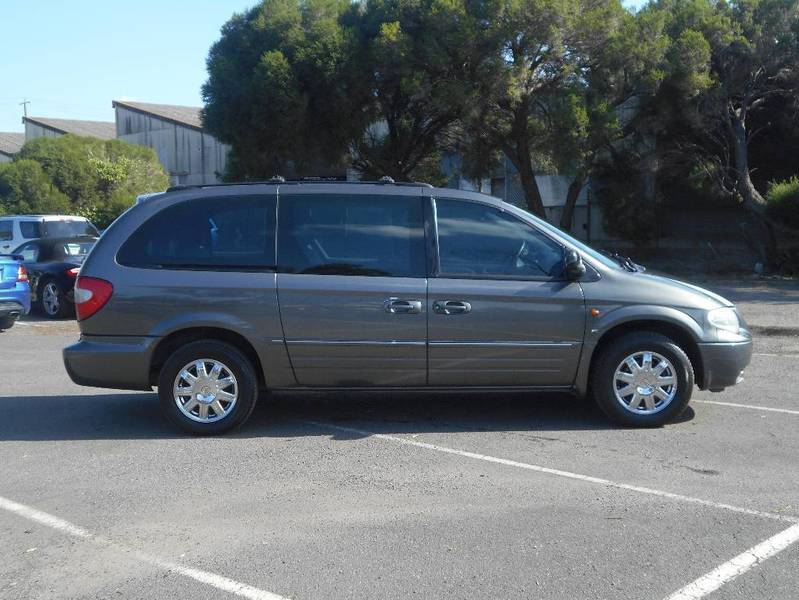 2004 CHRYSLER GRAND VOYAGER LIMITED RG 05 UPGRADE