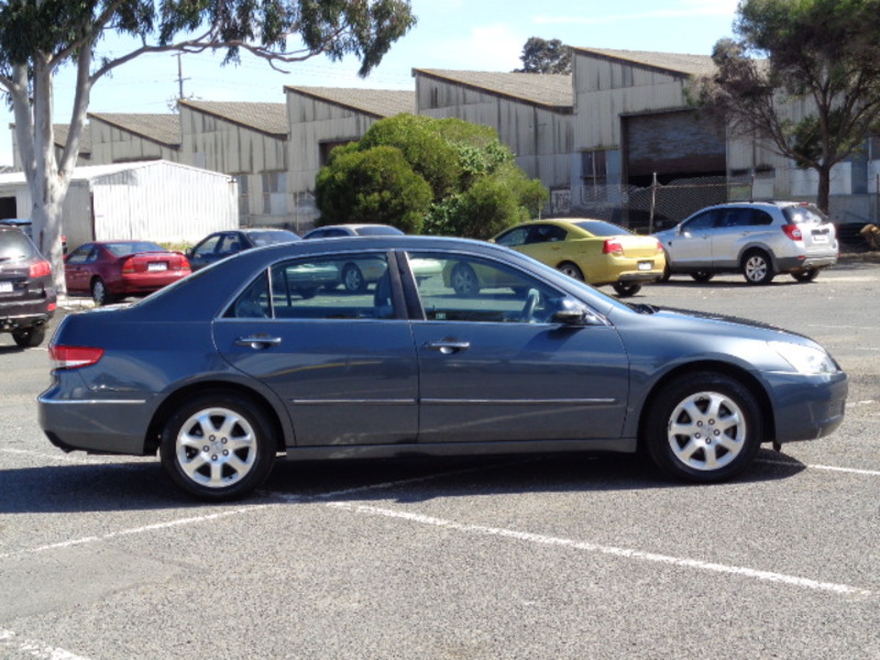 2005 HONDA ACCORD V6 40
