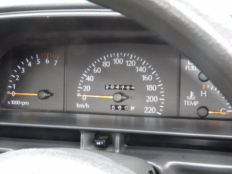 1990 HOLDEN COMMODORE VACATIONER VN
