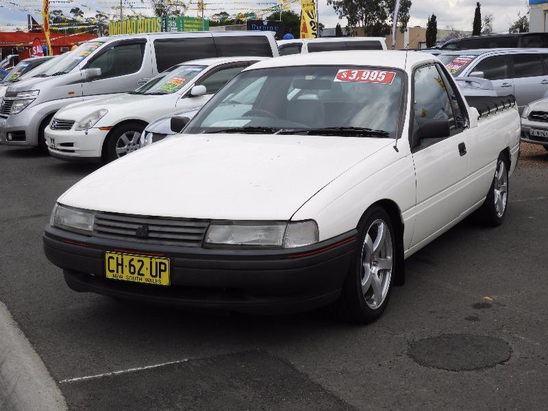 1990 HOLDEN COMMODORE VACATIONER VN