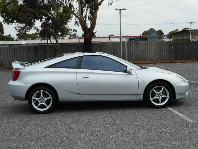 2003 TOYOTA CELICA ZR