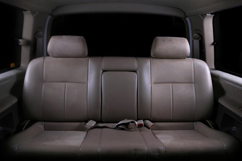 2002 TOYOTA GRAND HIACE