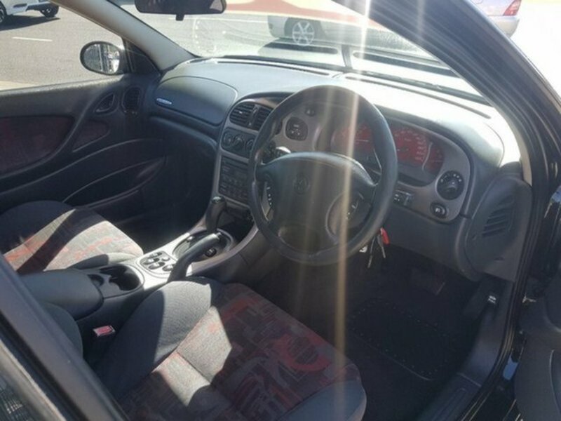 2001 HOLDEN COMMODORE SS VX