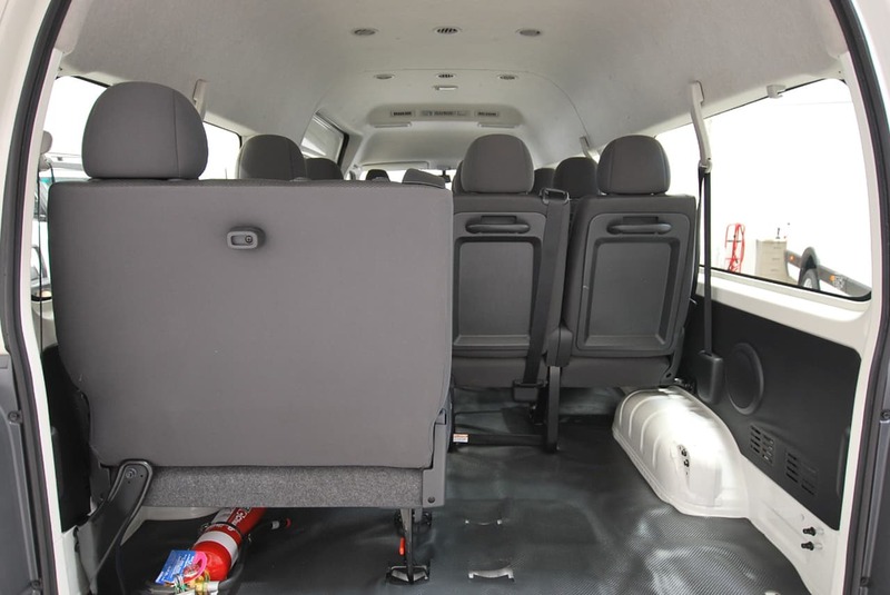 2015 TOYOTA HIACE COMMUTER KDH223R