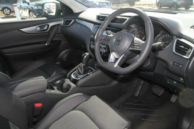2018 NISSAN QASHQAI