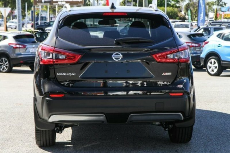 2018 NISSAN QASHQAI