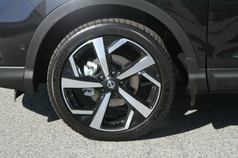 2018 NISSAN QASHQAI
