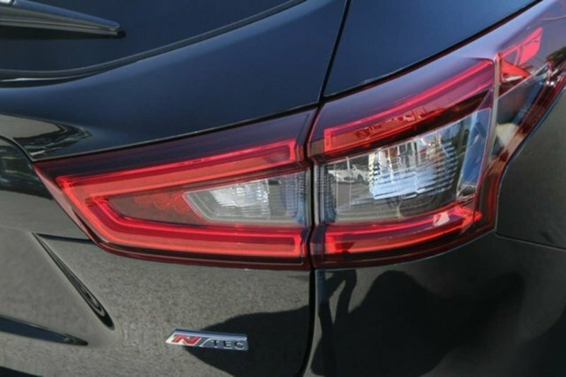 2018 NISSAN QASHQAI
