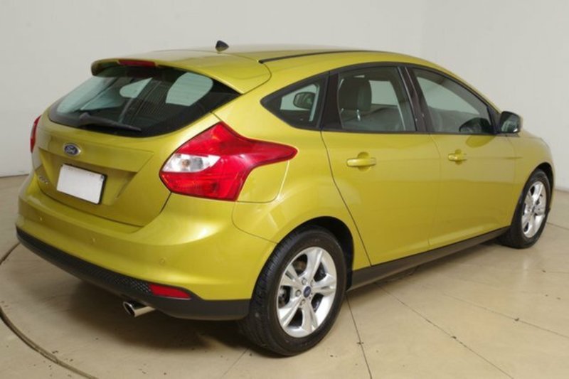 2011 FORD FOCUS TREND LW