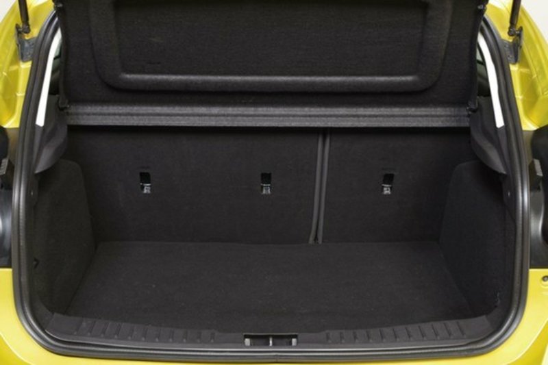 2011 FORD FOCUS TREND LW