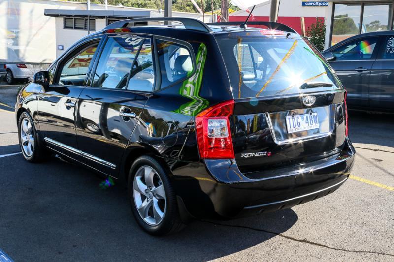 2009 KIA RONDO EX-L UN