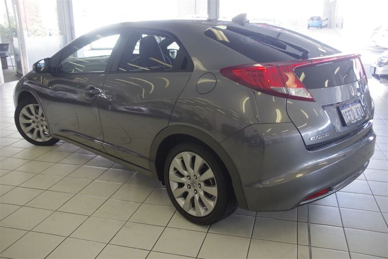 2013 HONDA CIVIC VTi-LN FK MY13