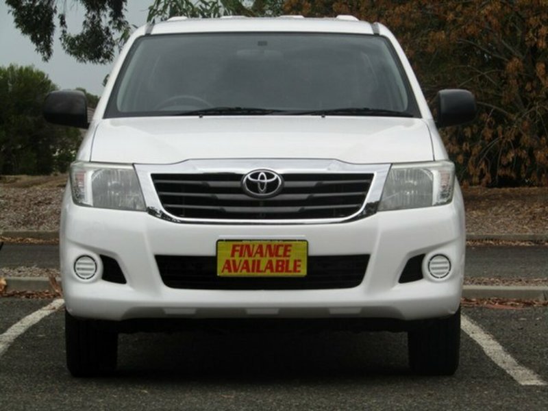 2011 TOYOTA HILUX SR GGN15R MY11 UPGRADE