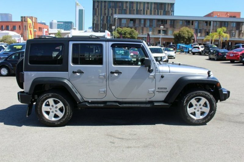 2013 JEEP WRANGLER UNLIMITED SPORT (4x4) JK MY13