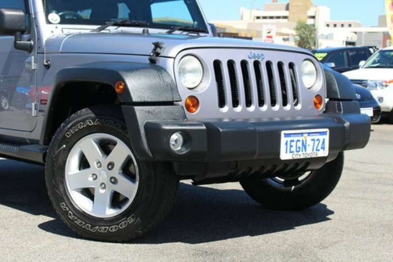 2013 JEEP WRANGLER UNLIMITED SPORT (4x4) JK MY13