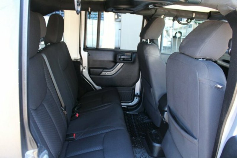 2013 JEEP WRANGLER UNLIMITED SPORT (4x4) JK MY13