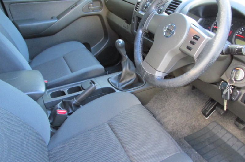 2011 NISSAN NAVARA RX (4x2) D40 MY11