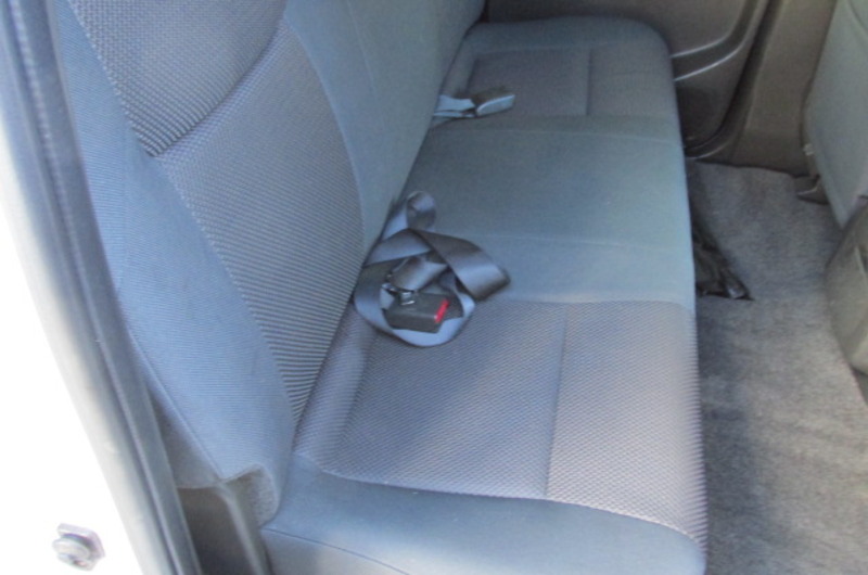 2011 NISSAN NAVARA RX (4x2) D40 MY11