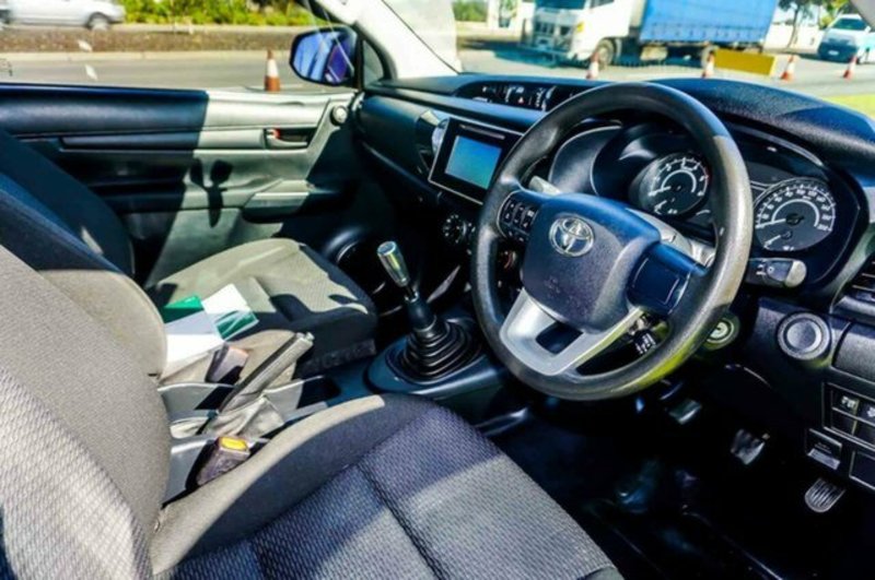 2015 TOYOTA HILUX WORKMATE GUN122R