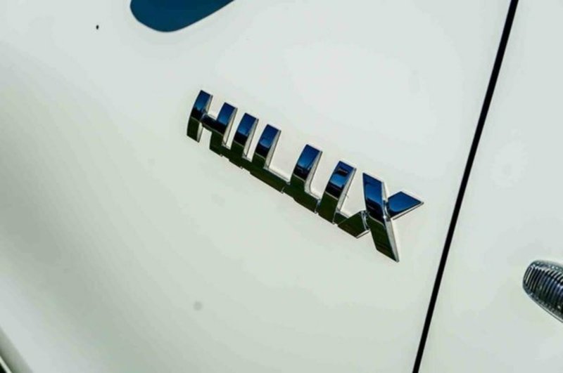 2015 TOYOTA HILUX WORKMATE GUN122R
