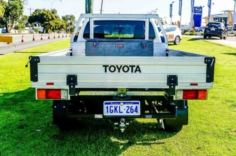 2015 TOYOTA HILUX WORKMATE GUN122R